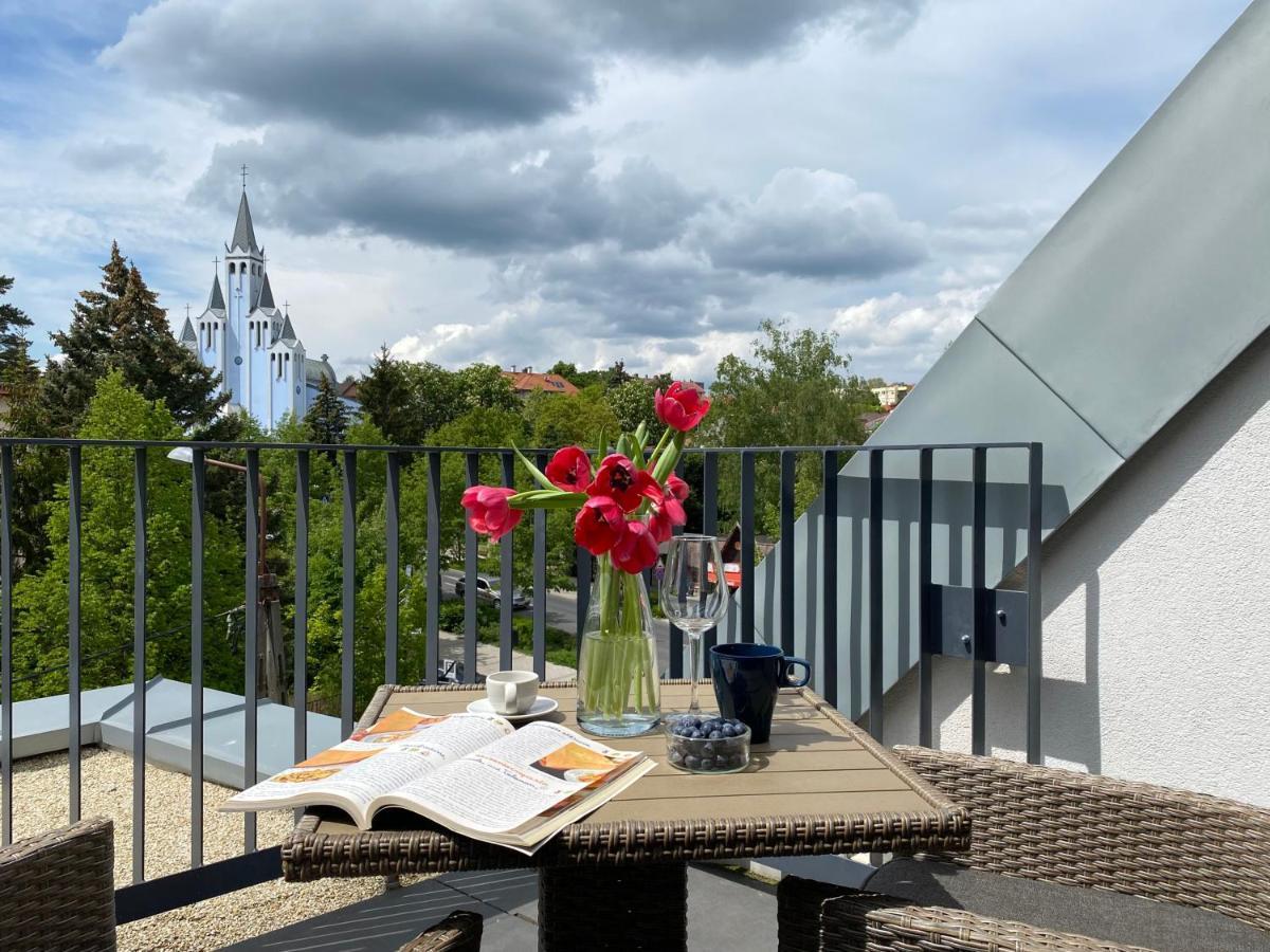Iris Appartement In Heviz Mit Tiefgarage Und Panoramaaussicht Exterior foto